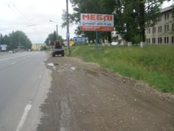 Фото рекламної площини за адресою В'їзд в місто з ст.Львова (Колиба ЛЕЛЕЧ) №2