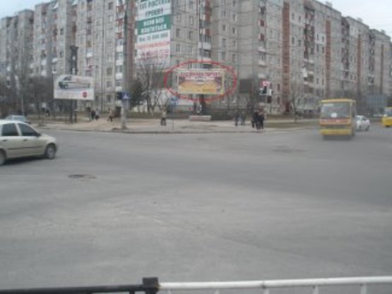 Фото рекламной плоскости по адресу Івасюка-Будівельників перехрестя                                        освітлення