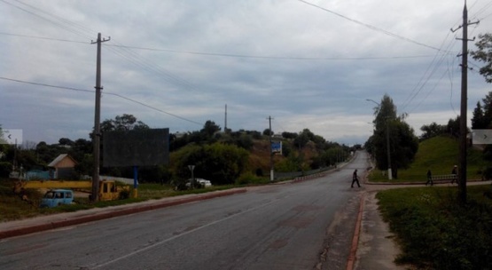 Фото рекламной плоскости по адресу Чуднів в.Героїв Майдану 81,в'їзд в Чуднів зі сторони Хмельницького, ст Б