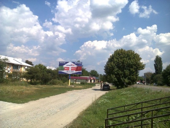 Фото рекламної площини за адресою Коростишів в. Більшовицька 92, центральна вулиця, напрямок з Житомира на Київ, ст Б
