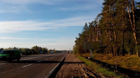 Фото рекламной плоскости по адресу Траса Житомир-Коростень с. Оліївка. В'їзд в Житомир зі ст.Коростеня ст А