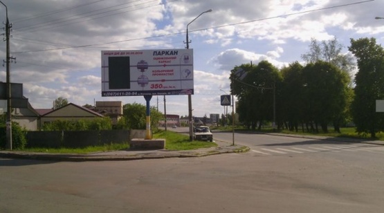 Фото рекламної площини за адресою Романів вул.Фрунзе 10, центр міста, ст.Б