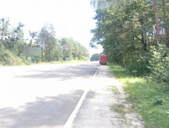 Фото рекламной плоскости по адресу Траса Житомир-Хмельницький.Біля Гідропарку, напрямок з Хмельницького на Житомир,ст. Б