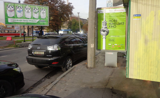 Фото рекламної площини за адресою Верхній Вал / "Житній Ринок"