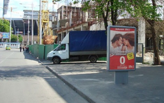 Фото рекламної площини за адресою Вул. Жилянська, 3/53 / Театр Оперети