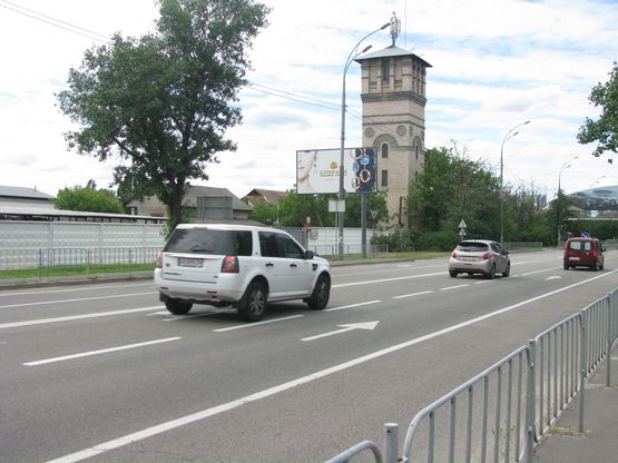 Фото рекламної площини за адресою Столичне шосе, 58 б у напрямку центру