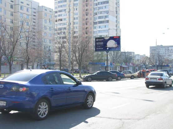 Фото рекламної площини за адресою Героїв Дніпра вул., 32