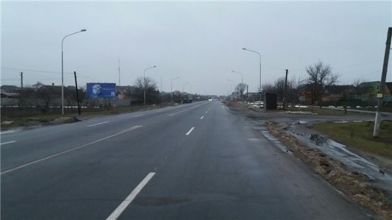 Фото рекламной плоскости по адресу с.Підгайці (при вїзді в місто Луцьк,  траса Луцьк-Дубно, перед Дубнівським кільцем)  0,5 км від Луцька