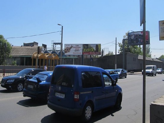 Фото рекламної площини за адресою Водопроводная - 3-й Водопроводный переулок (ПРАВЫЙ)