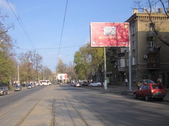 Фото рекламної площини за адресою Прохоровская, 5