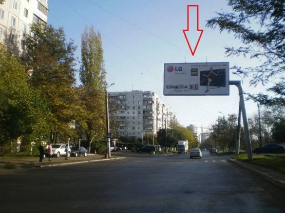 Фото рекламної площини за адресою ул. Архитекторская, 61 - ул. Отважных (поворот на Царское село)