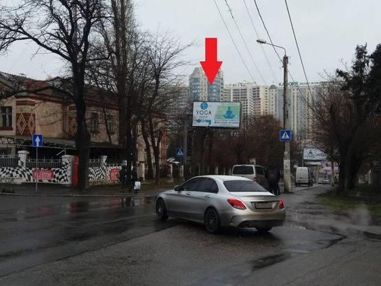 Фото рекламной плоскости по адресу ул. Посмитного, 1 - ул. Тенистая - ТЦ Гагарин Плаза, Аркадия