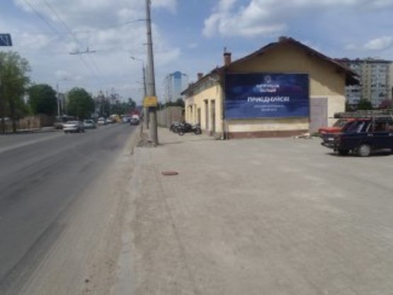 Фото рекламной плоскости по адресу Галицька-Тролейбусна з центру