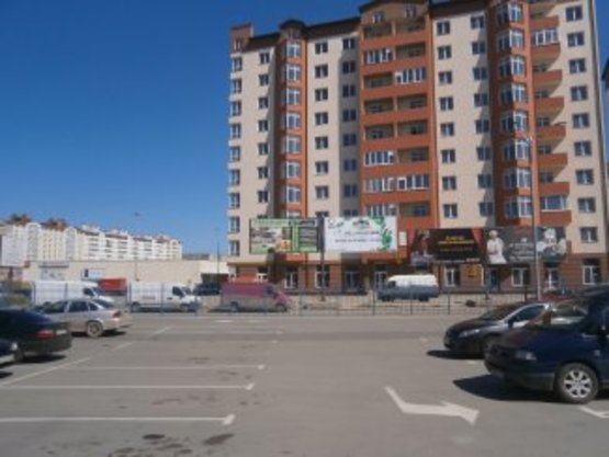 Фото рекламної площини за адресою Івасюка виїзд з Епіцентру №2 правий  Арсен