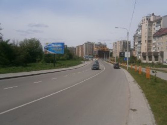 Фото рекламной плоскости по адресу Мазепи-Гурика лівий             центр    ТЦ Флагман