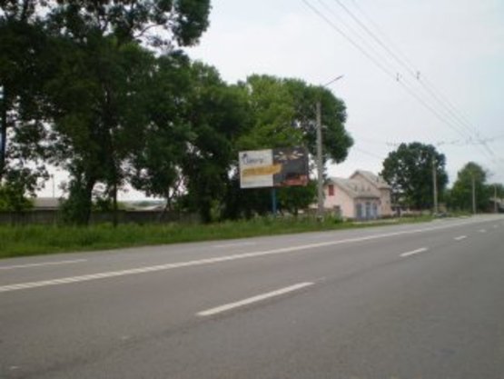 Фото рекламной плоскости по адресу Галицька навпроти (цементно-шиферний завод) №1