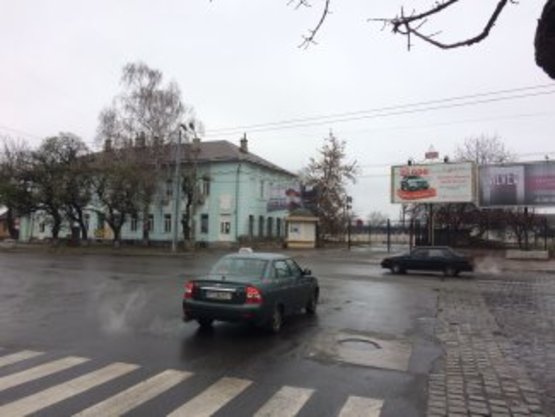 Фото рекламной плоскости по адресу Привокзальна-Грюнвальдська лівий