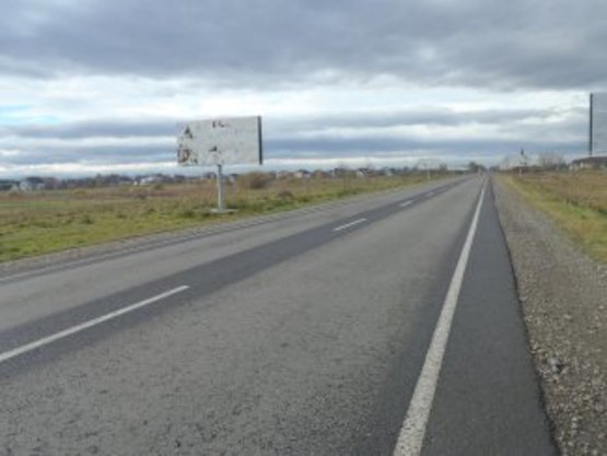 Фото рекламної площини за адресою Калуш с.Пійло №6 (траса Стрий-Івано-Франківськ)