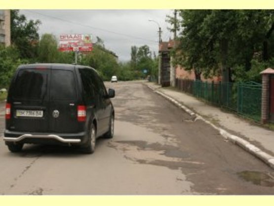 Фото рекламной плоскости по адресу Котляревського  центр спальний район ст.Б