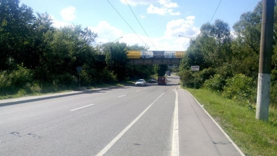 Фото рекламної площини за адресою Зелена вїзд в місто (міст)