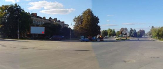 Фото рекламної площини за адресою ул. Красная, 1 центр