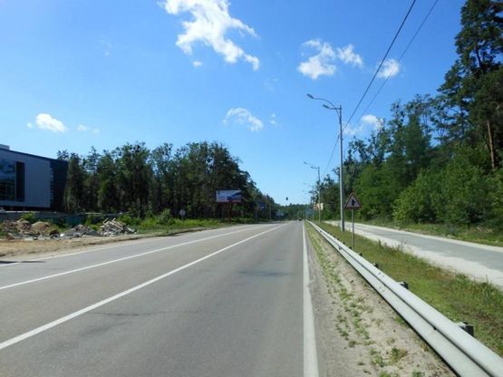 Фото рекламной плоскости по адресу Траса "Київ-Іванків-Овруч",  Р-02 км 19+300 право, поворот на завод SANDORA, HENKEL-Україна, перед КПП "Нові Петрівці"