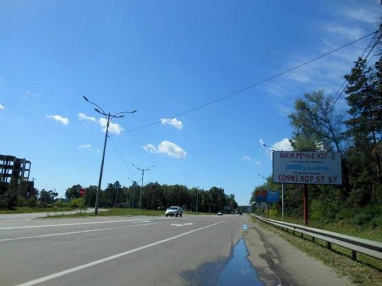 Фото рекламной плоскости по адресу Траса "Київ-Іванків-Овруч", Р-02 км 20+ 000 ліво,  м. Вишгород- вул. Вишгородська, КПП, разв'язка на Вишгород