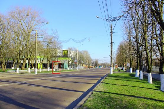 Фото рекламной плоскости по адресу вул. Київський Шлях, біля центрального парку