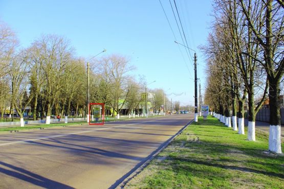 Фото рекламної площини за адресою вул. Київський Шлях, біля центрального парку