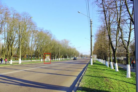 Фото рекламной плоскости по адресу вул. Київський Шлях, біля центрального парку