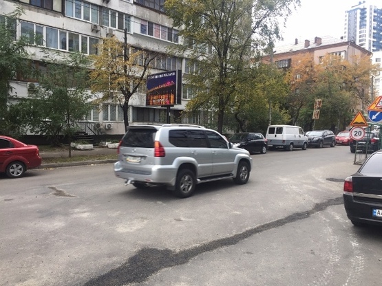 Фото рекламної площини за адресою ул. Шолуденко 2, в сторону просп. Победы (сторона Б)