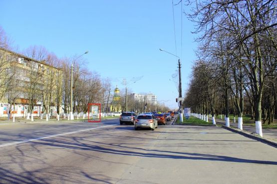 Фото рекламной плоскости по адресу вул. Київський Шлях, 31, навпроти Аптеки