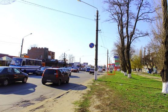 Фото рекламной плоскости по адресу вул. Київський Шлях, 15, навпроти ресторану "Гетьман"