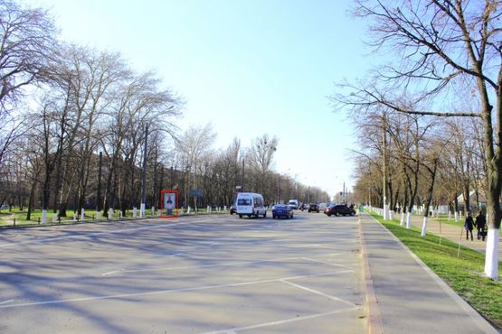 Фото рекламной плоскости по адресу вул. Київський Шлях, поблизу  ресторану "Нон - стоп"