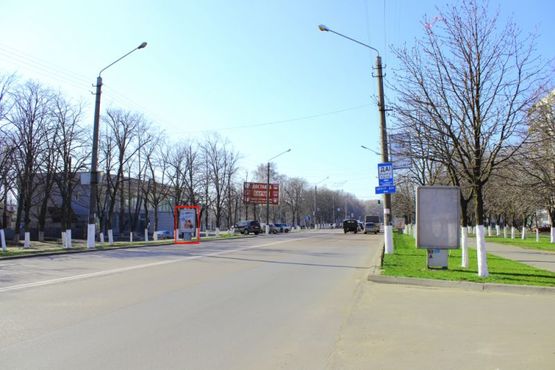 Фото рекламной плоскости по адресу вул. Київський Шлях, 6.
