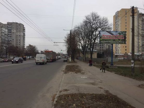 Фото рекламной плоскости по адресу Пр. Мира 9 (Рынок Хмельники, м-т BІLLA)