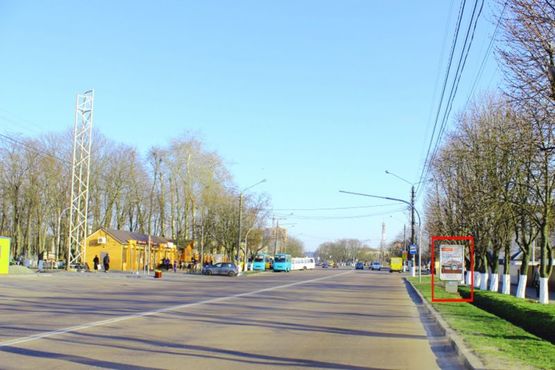 Фото рекламної площини за адресою вул. Київський Шлях, 60,  навпроти центрального парку