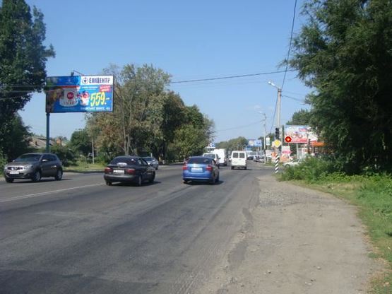 Фото рекламної площини за адресою К.Шосе вул. - Грушевського вул.