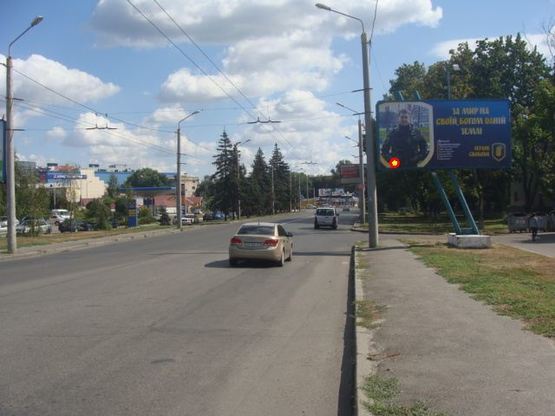 Фото рекламной плоскости по адресу М.Бирюзова вул., 7