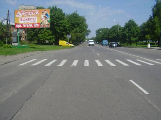 Фото рекламної площини за адресою ул.Гоголя, непарная сторона, въезд со стороны Полтавы