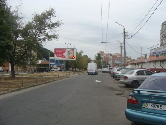 Фото рекламної площини за адресою Чураївни вул.(мікрорайон "Левада")(з центру)