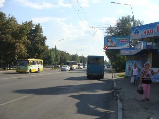 Фото рекламной плоскости по адресу Європейська вул. (Фрунзе) та Героїв АТО вул. (Красіна) на перехр.