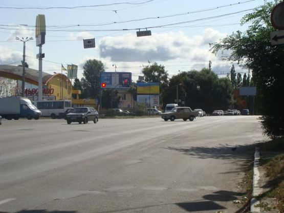 Фото рекламной плоскости по адресу Європейська вул. (Фрунзе) та Х.Шосе вул. (перехр.)