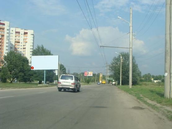 Фото рекламної площини за адресою Вавілова вул., 9/26 (в центр)