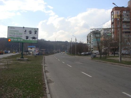 Фото рекламной плоскости по адресу Вавілова вул., 9/26 (з центру)