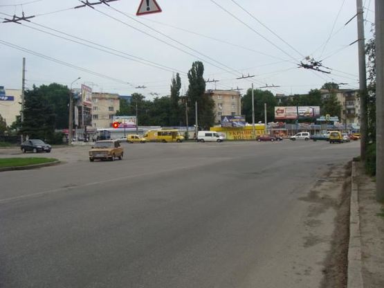 Фото рекламной плоскости по адресу Зенківська вул.,4 (ринок Зигіна)