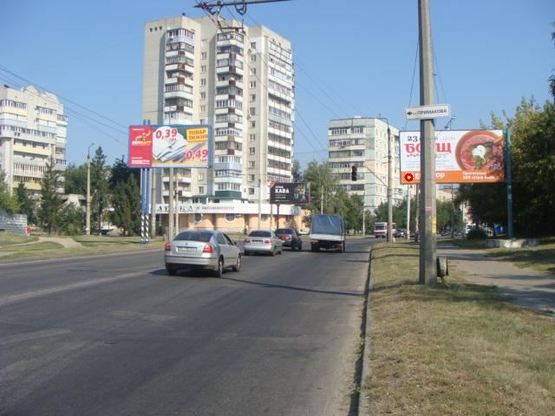 Фото рекламной плоскости по адресу В.Тирнівськавул. - Юрія Тимошенка ("Тарапуньки") вул. (Примакова)