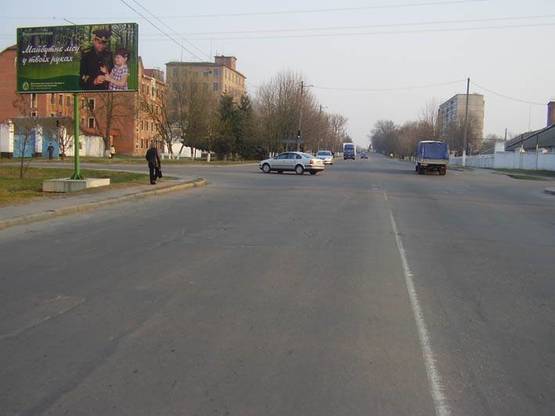 Фото рекламної площини за адресою ул.Гоголя, парная сторона, перекресток с ул.Котляревского, поворот на Сорочинцы