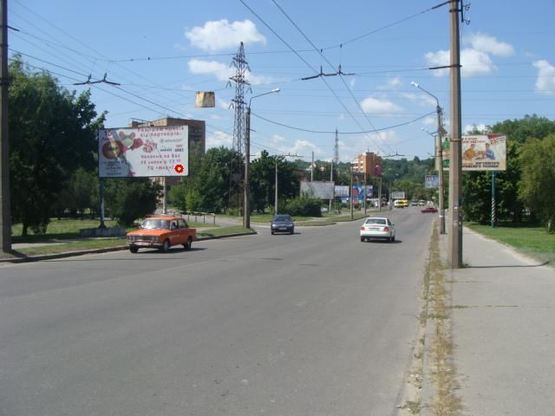 Фото рекламной плоскости по адресу Миру вул., готель"Турист"