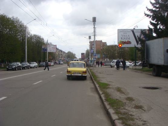 Фото рекламной плоскости по адресу І.Мазепи вул. (Калініна), ТАЦ Алмазного м-ну(ринок Алмазний)
